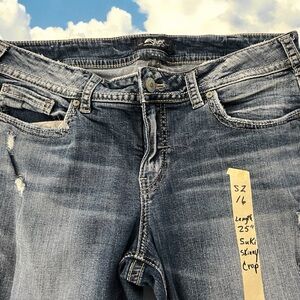 Silver Jeans Women's Size 16, Suki Skinny Crop, Length 25”